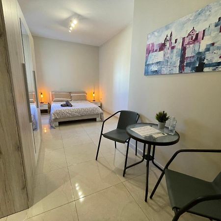 Verdi Apartment - Spacious Modern Apartment, Close To Valletta Santa Vennera Buitenkant foto
