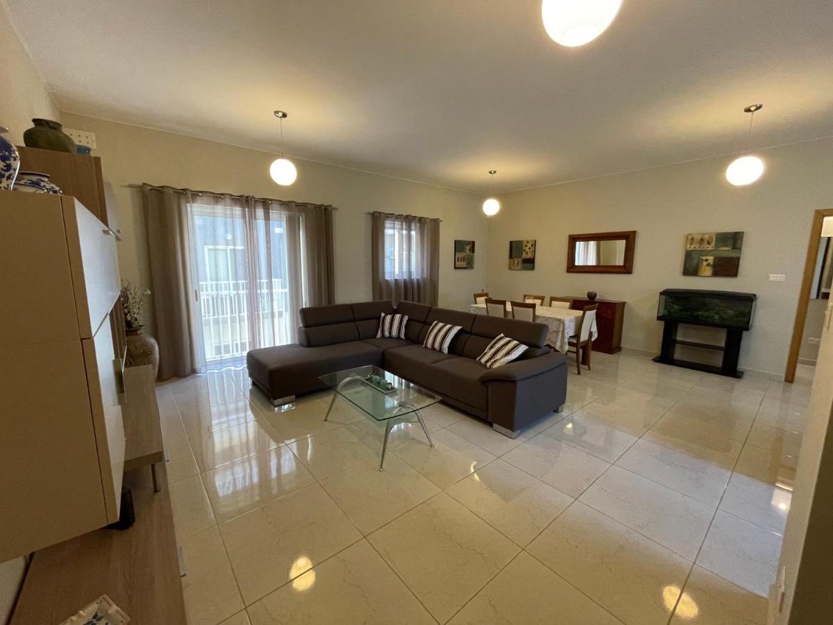 Verdi Apartment - Spacious Modern Apartment, Close To Valletta Santa Vennera Buitenkant foto